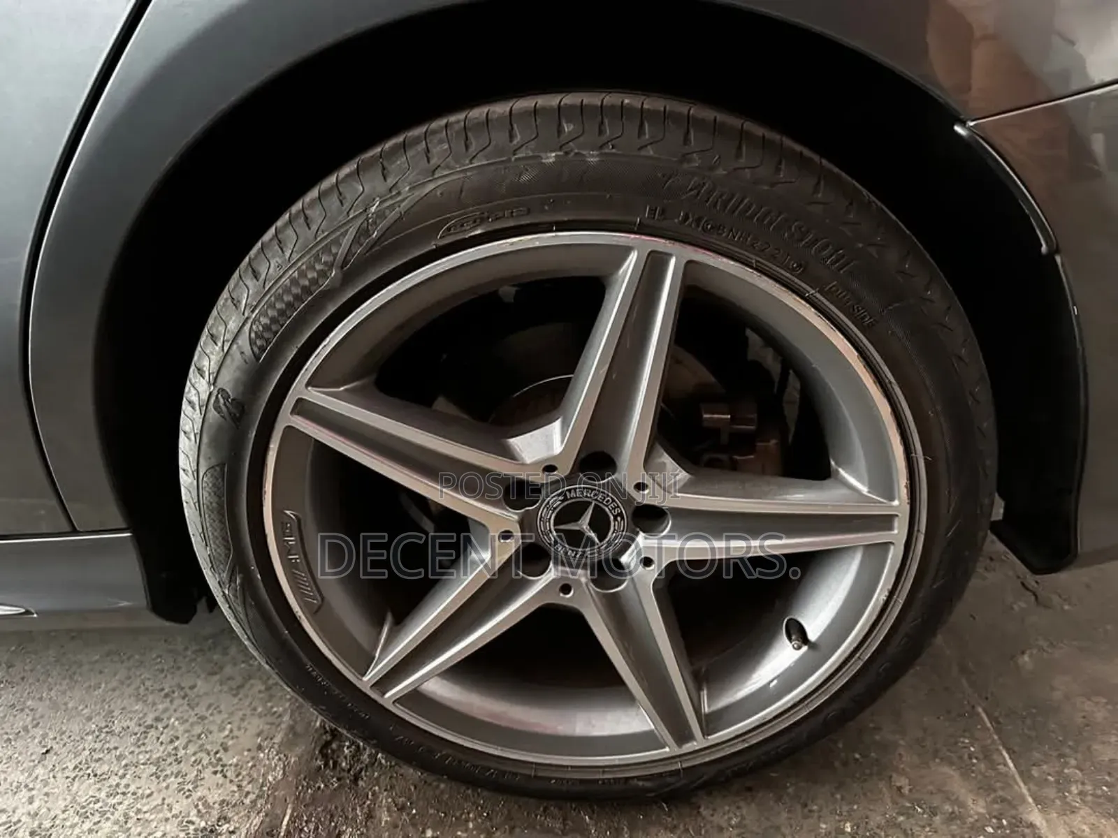Mercedes-Benz C200 2018 Gray