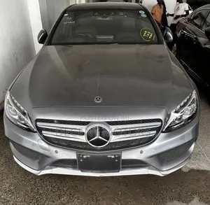 Mercedes-Benz C200 2018 Gray