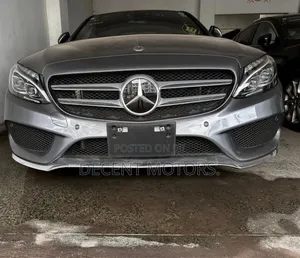 Mercedes-Benz C200 2018 Gray