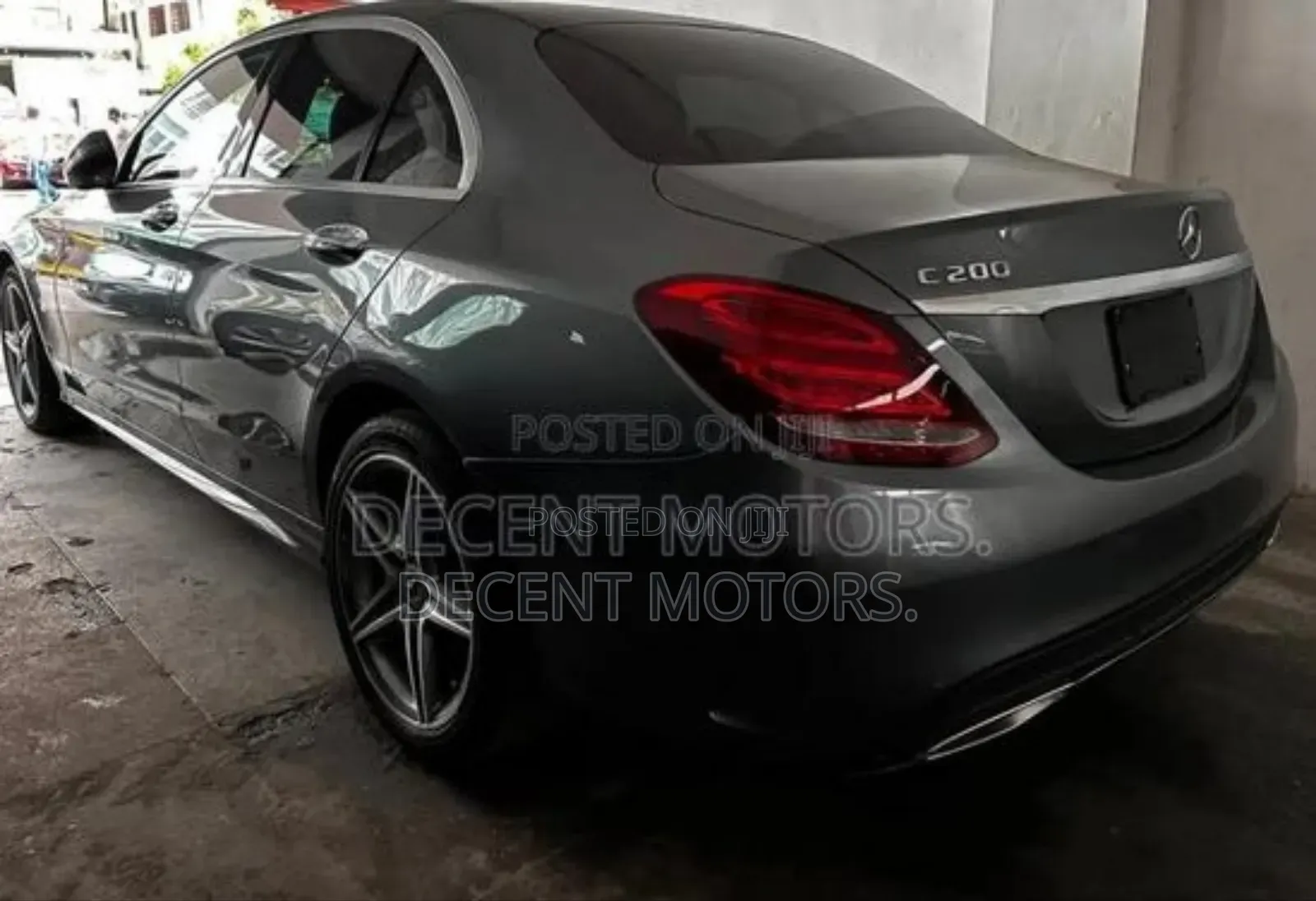 Mercedes-Benz C200 2018 Gray