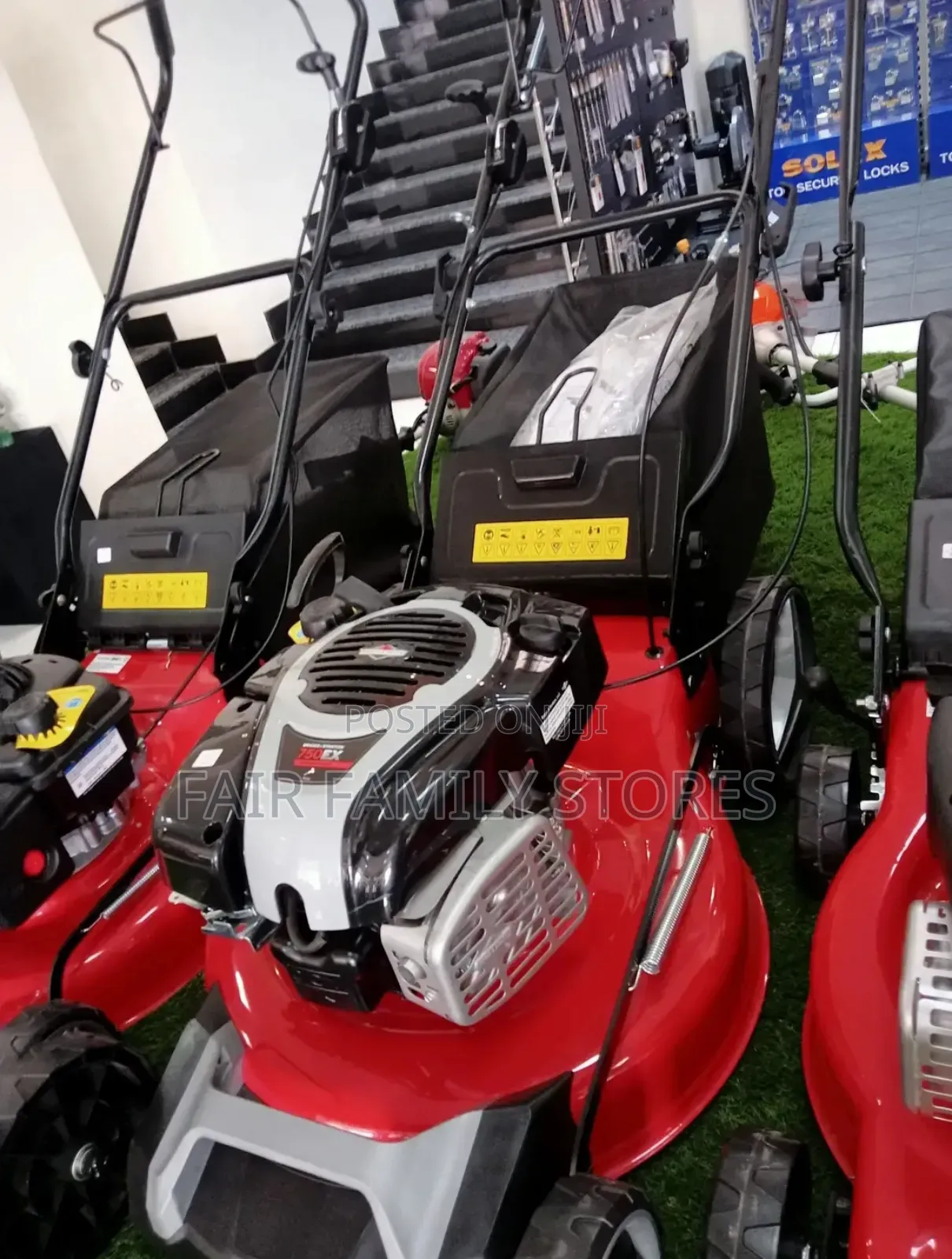 Briggs and Stratton Lawnmower