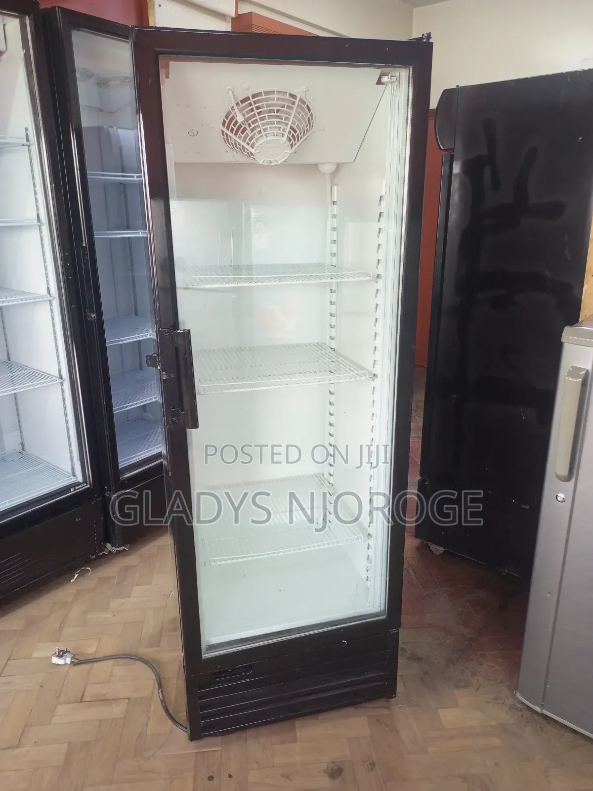 Black $ White Fregorex Display Fridge