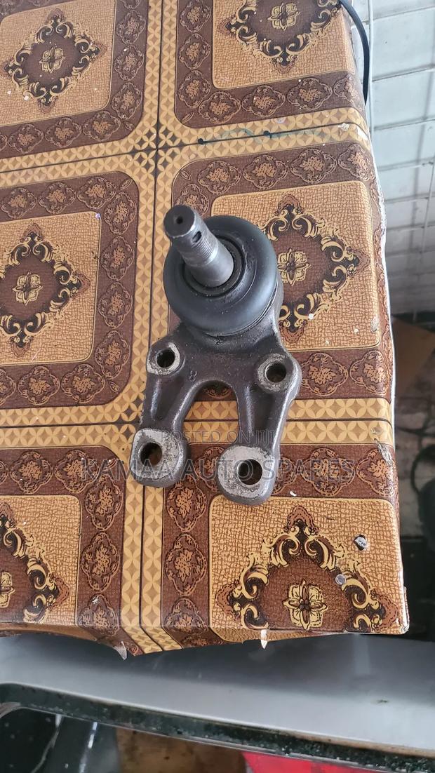 Ball Joint 7l Toyota Hiace