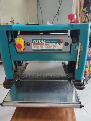 Total Ttkp15001 1500w Thickness Planer