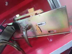Union Panel Lock