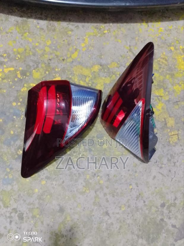Honda Vezel Taillights