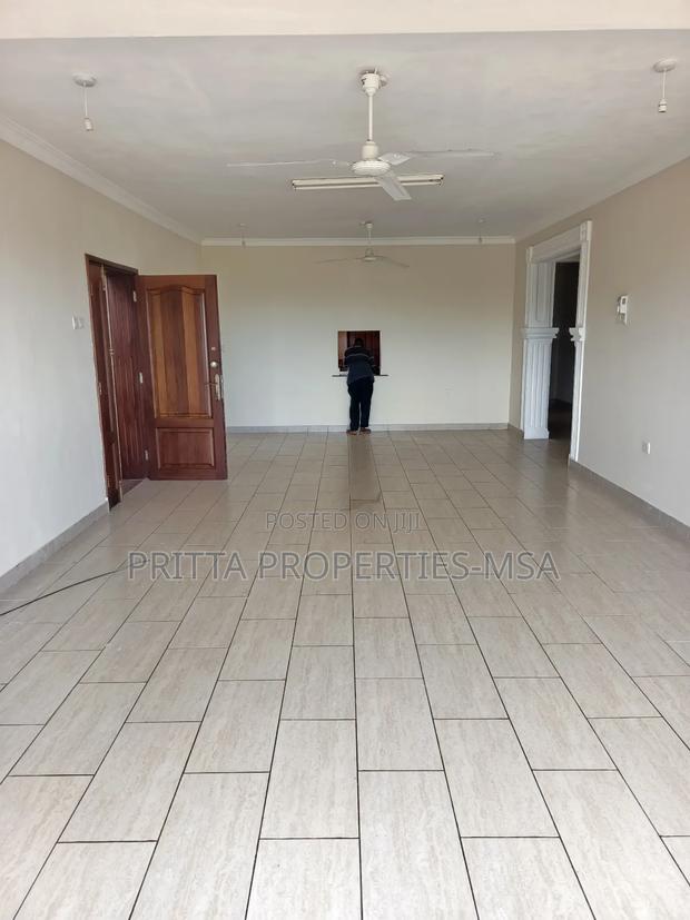 3bdrm Apartment in Affluent Nyali for rent - thumbnail 4