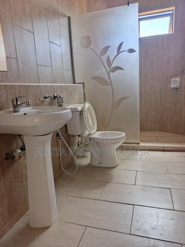 3bdrm Apartment in Affluent Nyali for rent - thumbnail 11