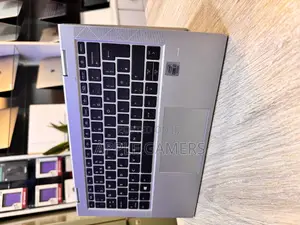 Laptop HP EliteBook 830 G7 16GB Intel Core I7 SSD 512GB
