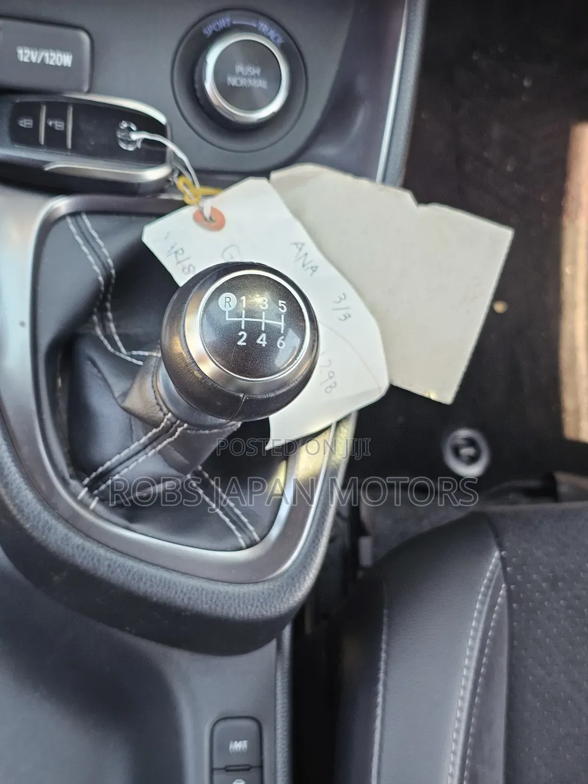 Toyota Yaris 2021 Pearl