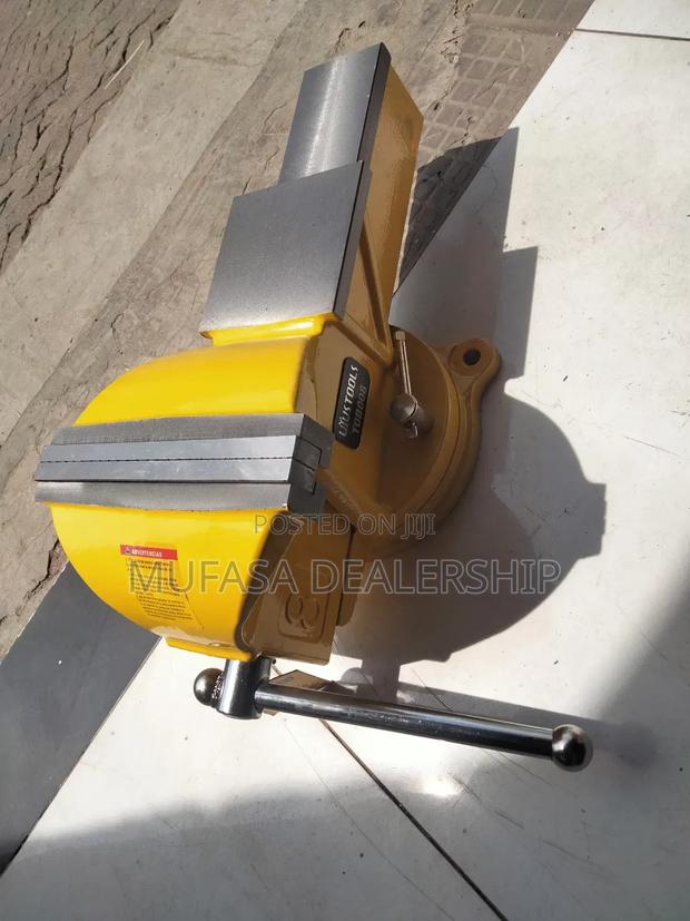 8" Bench Vise
