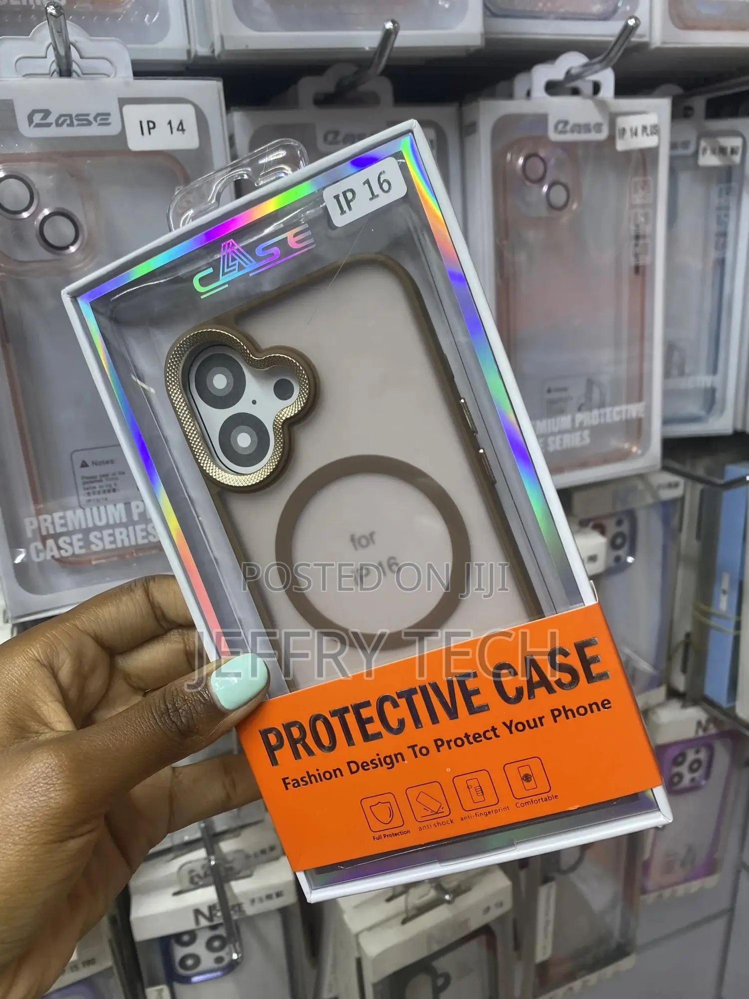 Capraro Translucent Matte Brown iPhone 16 Magsafe Case