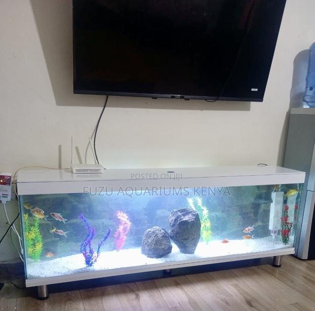 Aquarium Media Stand – Function Meets Tranquility - main view