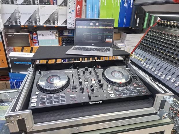 Numark Mixtrack Platinum Fx Plus Flightcase - main view