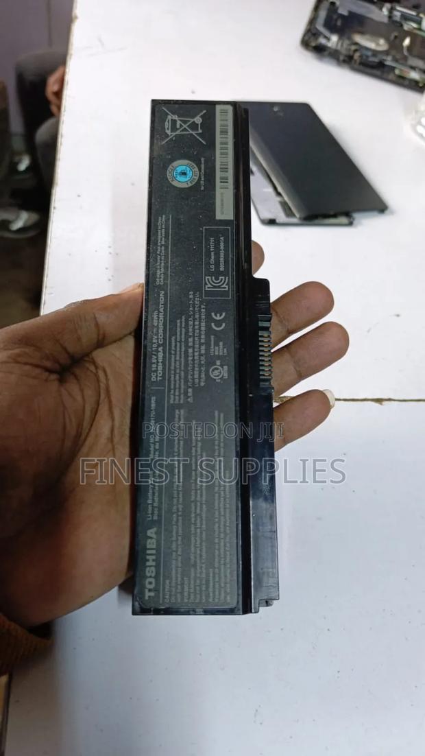 Toshiba Orginal Desktop Battery - main view