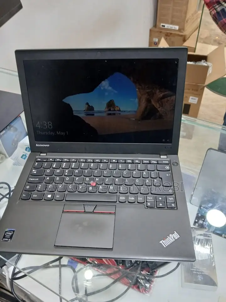 Laptop Lenovo ThinkPad X250 8GB Intel Core I5 SSD 256GB