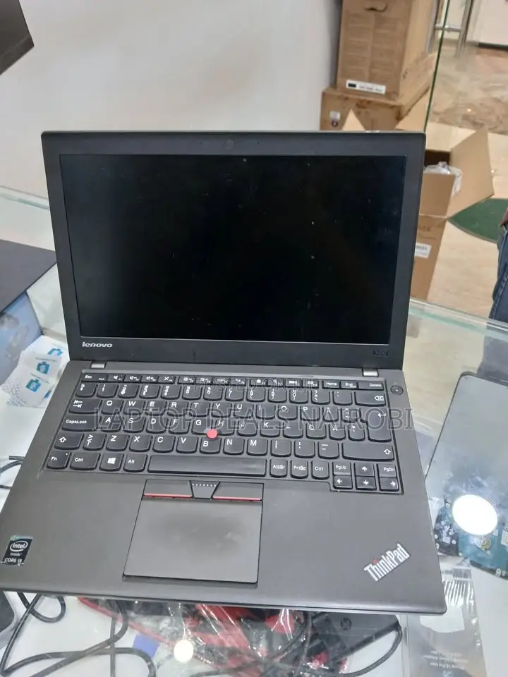 Laptop Lenovo ThinkPad X250 8GB Intel Core I5 SSD 256GB
