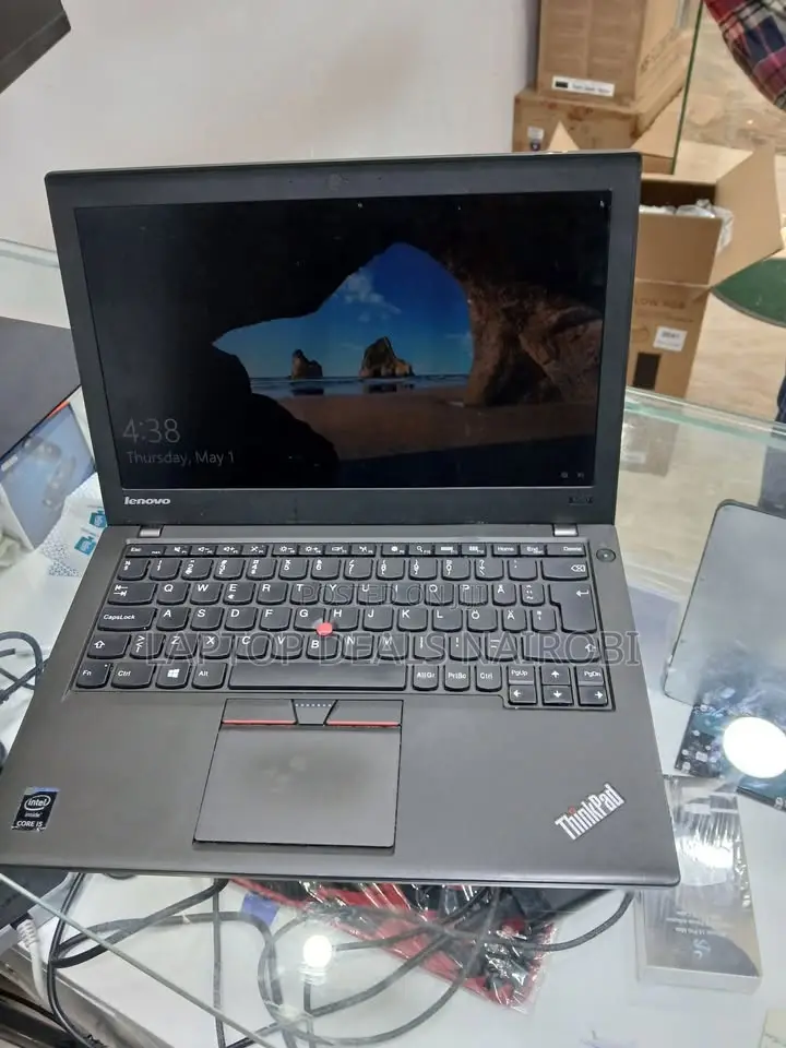 Laptop Lenovo ThinkPad X250 8GB Intel Core I5 SSD 256GB