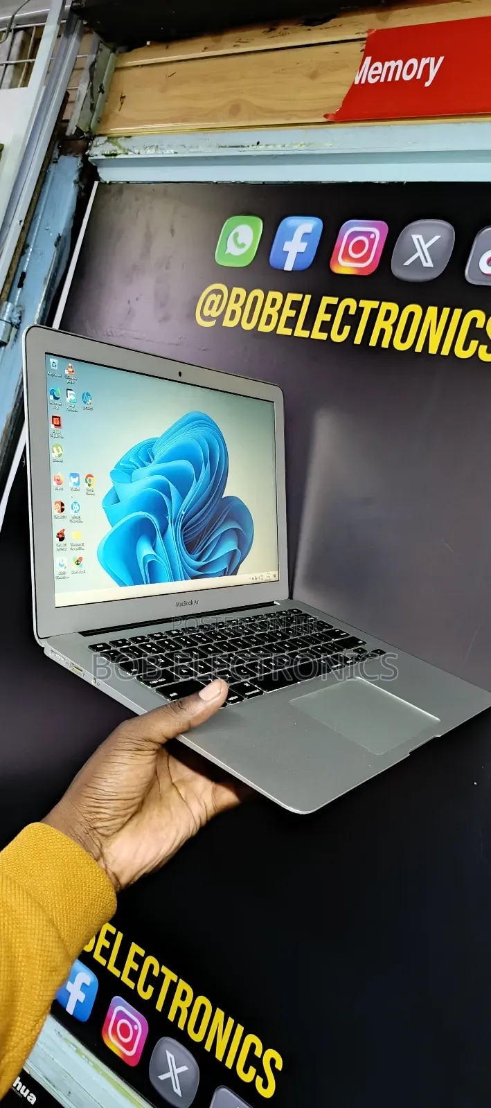 Laptop Apple MacBook 2017 8GB Intel Core i5 SSD 256GB