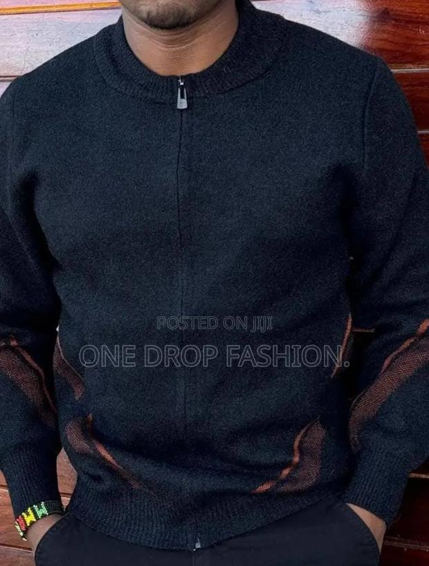 Showoffmen Sweater - thumbnail 2