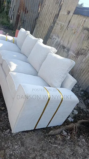 5 Cudlines El Sofa on Sale