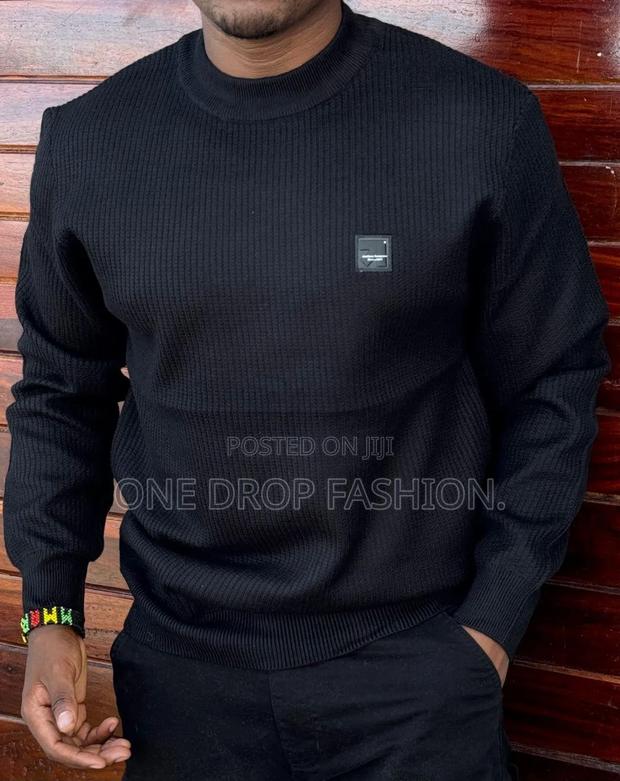Creame/Black Sweaters - thumbnail 2