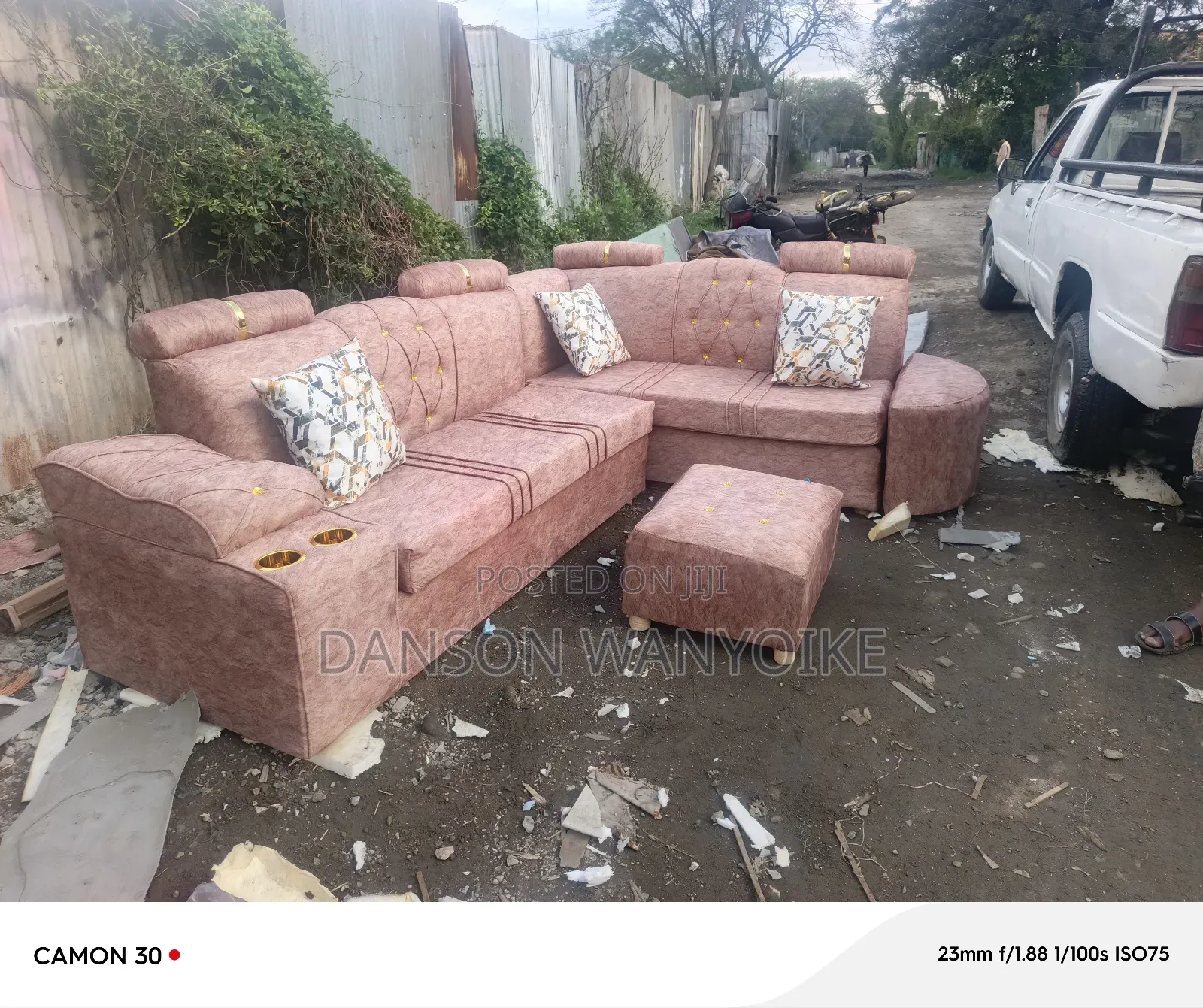 7seater and Two Puffs El Sofa on Sale