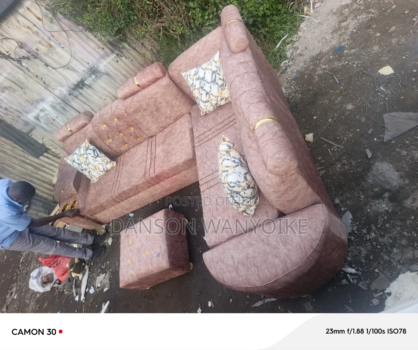 7seater and Two Puffs El Sofa on Sale