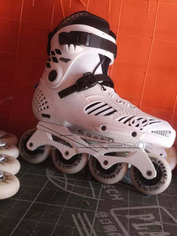 Skates and Skating Equipments - thumbnail 7
