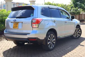 Subaru Forester 2.0XT Premium AWD 2017 Silver