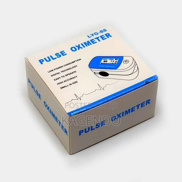 Pulse Oximeter - thumbnail 3