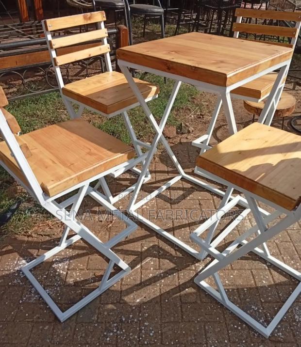 Restaurant Wooden Chairs With Metal Frame