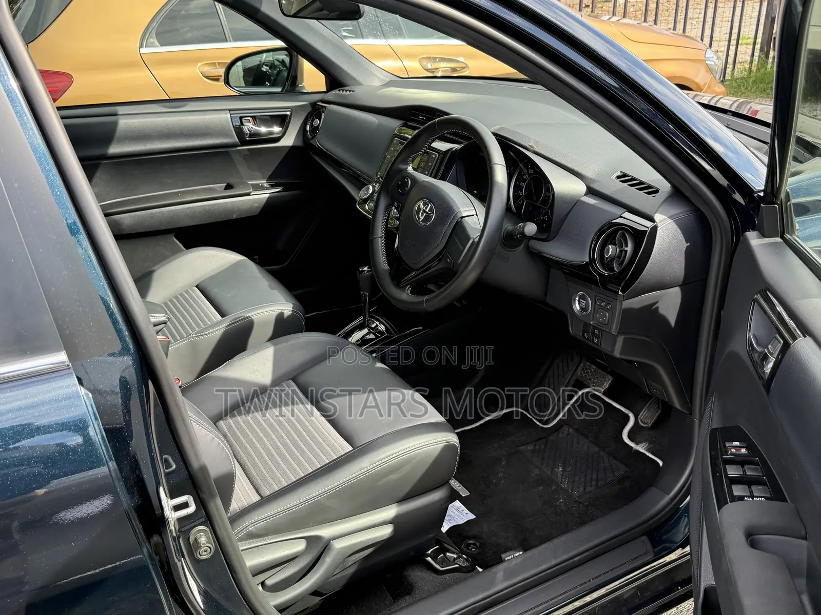 Toyota Corolla Fielder 1.5 Petrol FWD 2018 Black