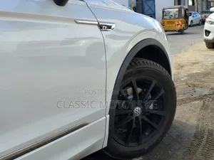 Volkswagen Tiguan 2019 White