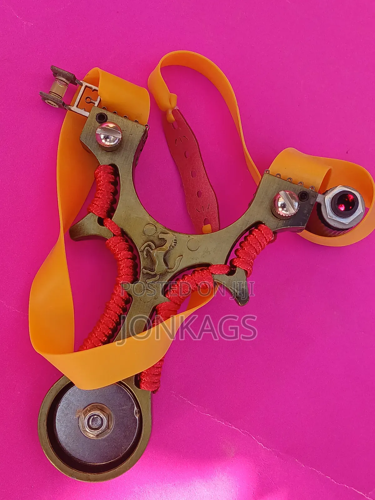 Metallic U-Shaped Slingshot
