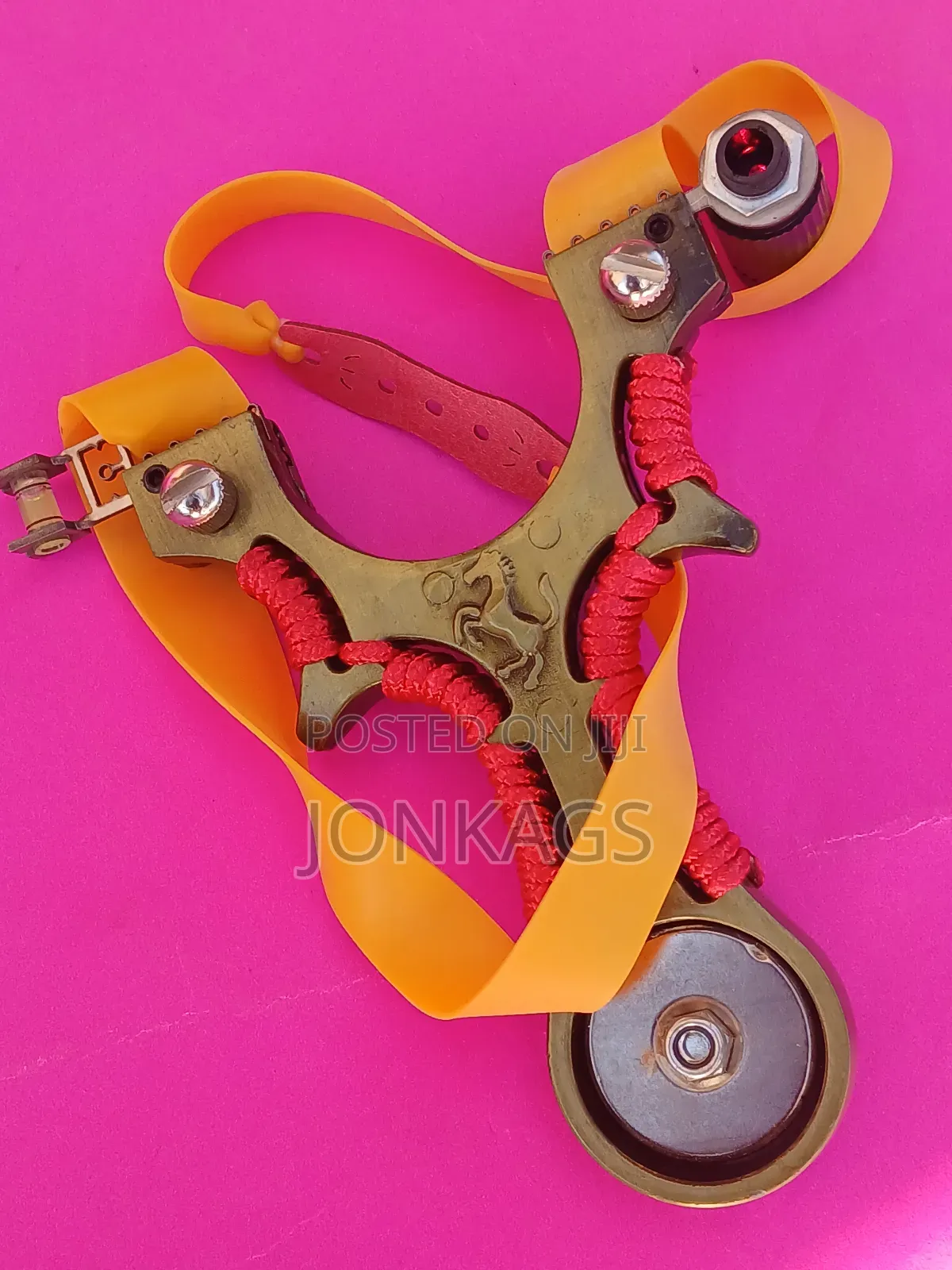 Metallic U-Shaped Slingshot