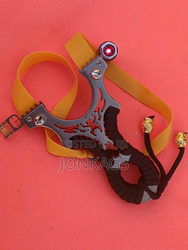 Professional U-Shaped Slingshot Fitted With Laser Aimer