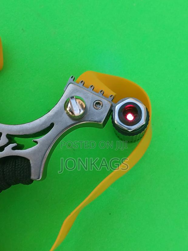 Stainless U-Shaped Slingshot With Laser - thumbnail 9
