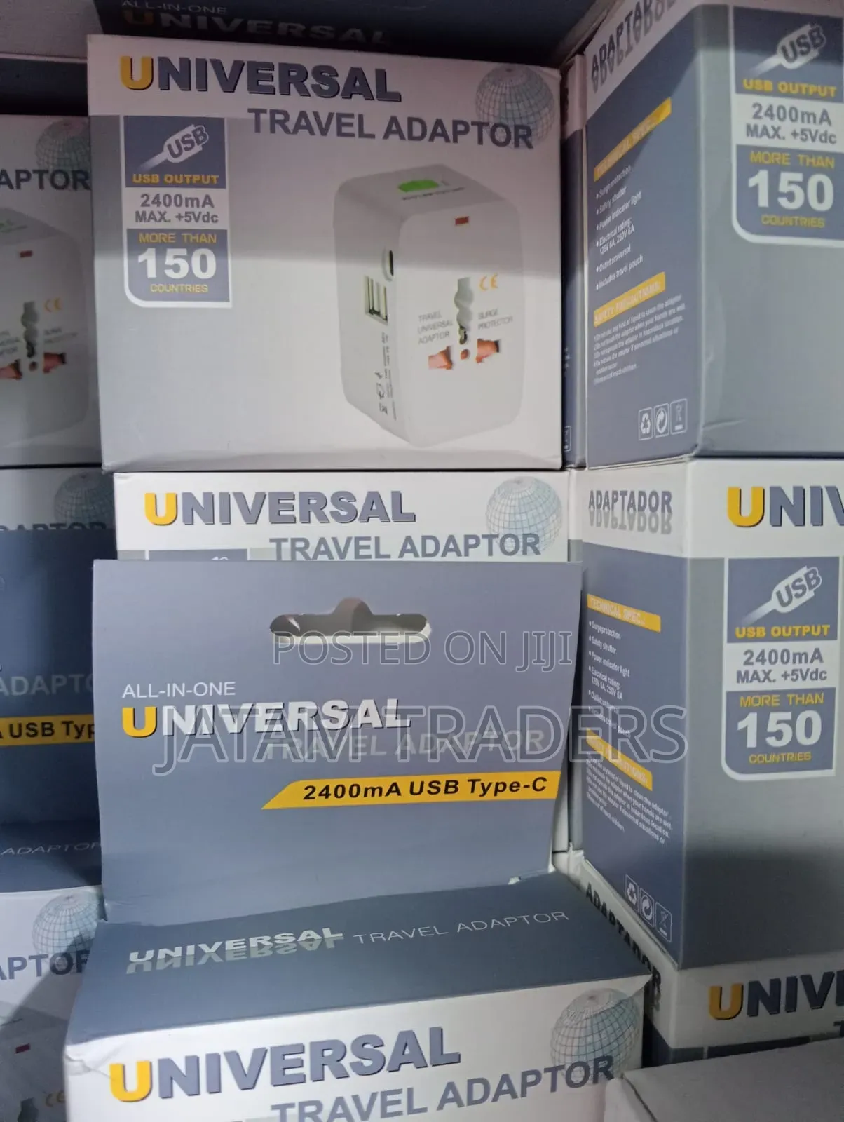Traveling Adapter With Usb And Type C Port