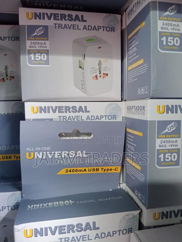 Traveling Adapter With Usb And Type C Port