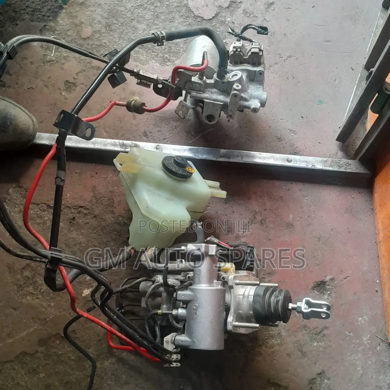 Axio, Fielder Hybrid Brake Booster