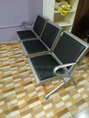 Client Waiting Bench