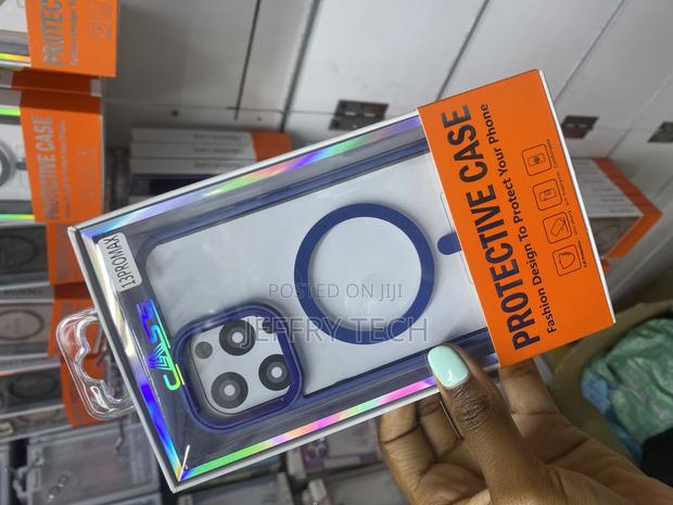 Orro Apple iPhone 13 Pro Max Clear Case With Magsafe-Blue - thumbnail 2