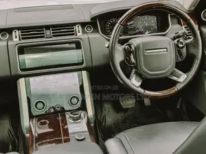 Land Rover Range Rover Vogue 2020 Pearl