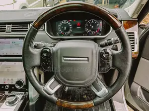 Land Rover Range Rover Vogue 2020 Pearl