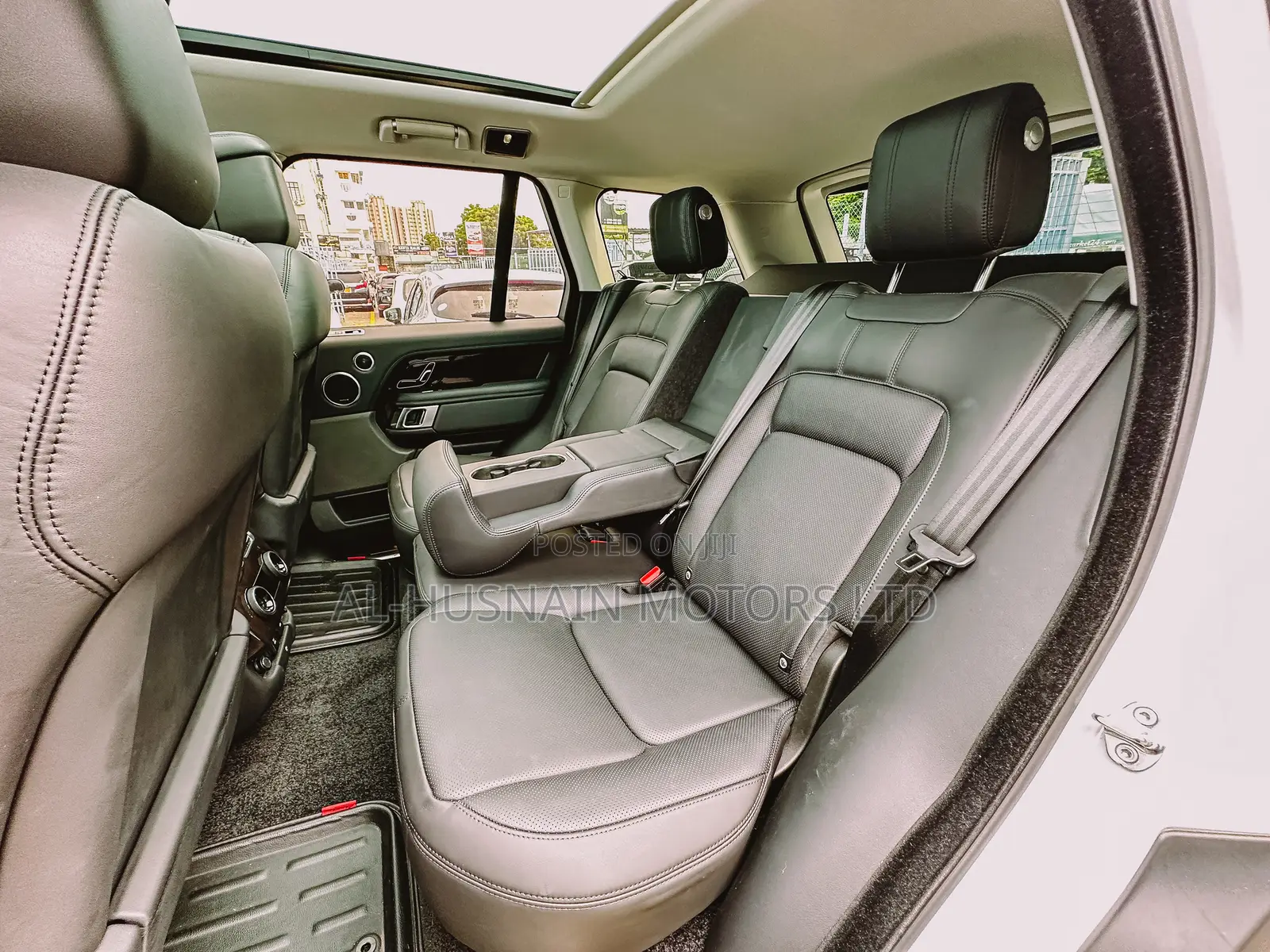 Land Rover Range Rover Vogue 2020 Pearl