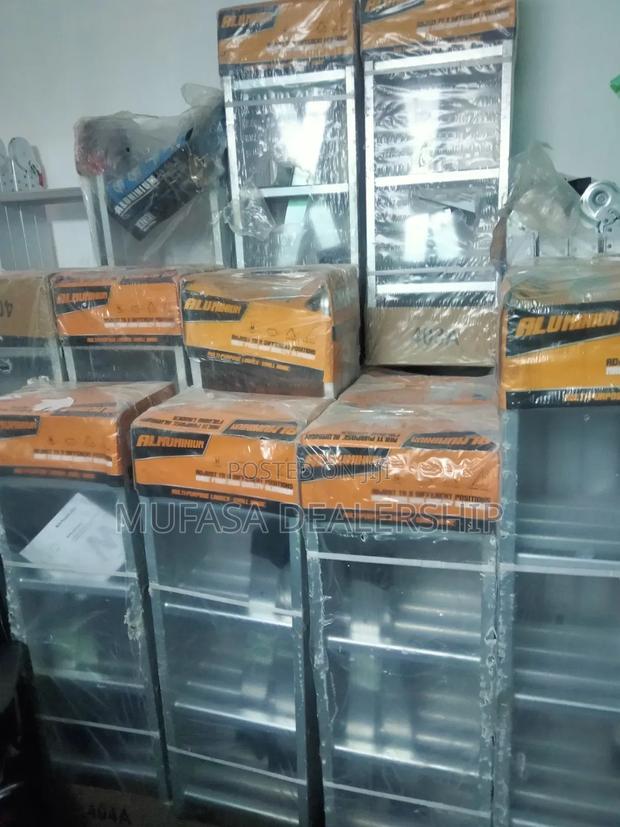 8ft Strong Alluminium Foldable Ladder - main view