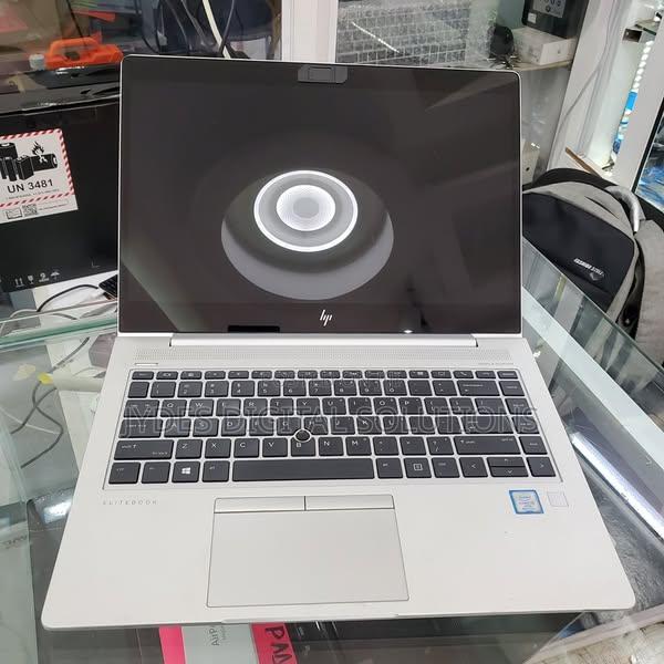 Laptop HP EliteBook 840 G5 8GB Intel Core I5 SSD 256GB - main view