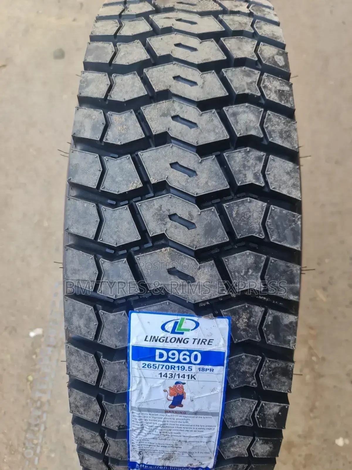265 /70 R19. 5 Linglong Tyres (Diff) Commercial.