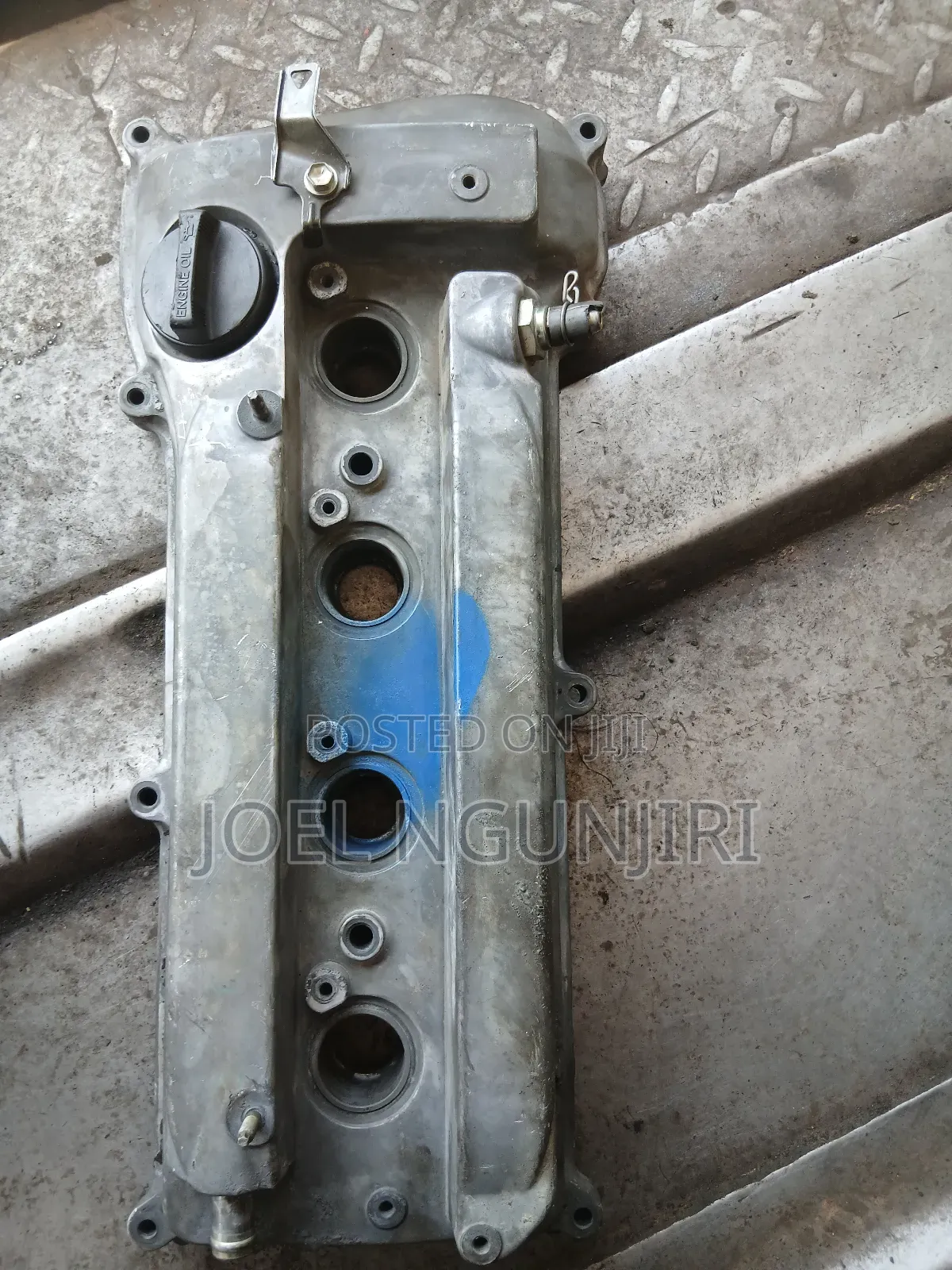 Noah 1az,2az Engine Top Cover